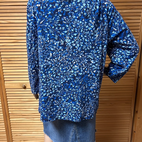 Woman’s blue floral longsleeve top 1X 100% cotton - Picture 4 of 7